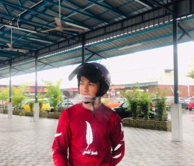 Lukman hakim, 20, Su-ngai Kolok