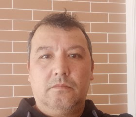 Davron Akbarov, 47, Tashkent