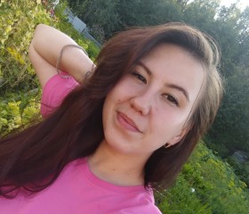 Sofi, 26, Ezhva