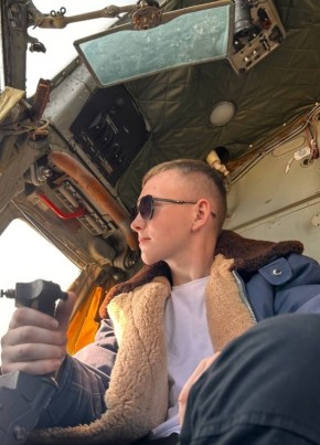 Андрей из Петергофа 23 года