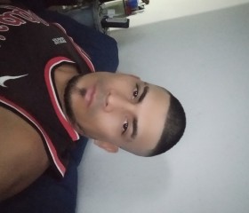Eider Alexander, 32, Giron
