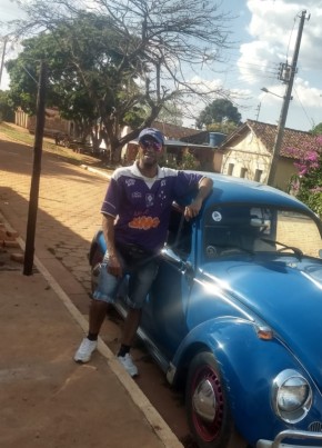 Luciano из São João del-Rei 36 лет