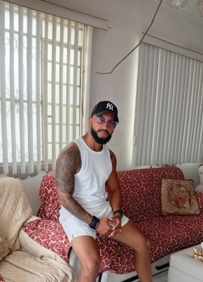 Adrián из La Habana 27 лет