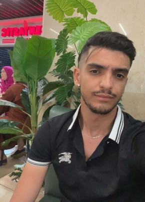 Adam PL из Oran 24 года
