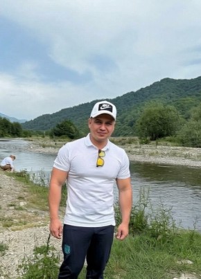 Амир из Тимашёвска 34 года