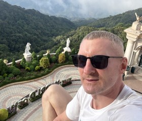 Oleg Gorbov, 40, Ho Chi Minh City