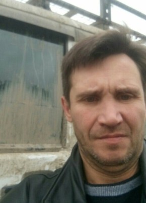 Игорь из Санкт-Петербурга 53 года
