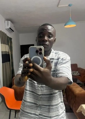 Dann из Abidjan 30 лет