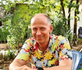 Andrey, 55, Moscow