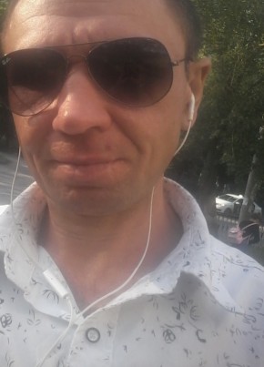 Илья, 43, Россия, Екатеринбург