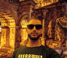 Adi, 19, Iasi
