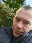 Sasha, 40, Moscow