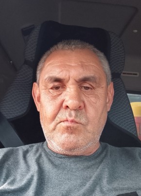 Александар из Горно-Алтайска 55 лет