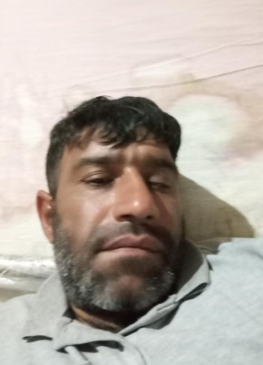 Ahmet из Adana 34 года