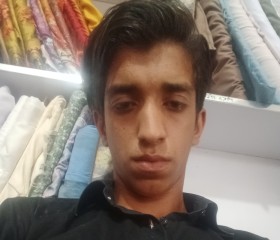 Uzair, 19, Talagang
