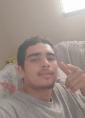 Henrique из Jales 20 лет