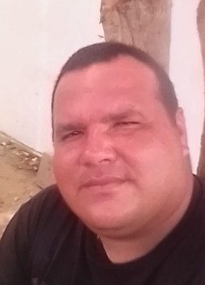 Ernesto, 41, República de Angola, Loanda