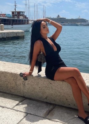 Andreea, 24, Romania, București