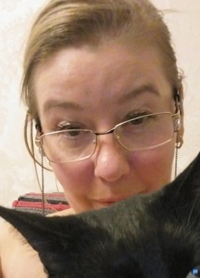 Olga, 51, Russia, Saint Petersburg