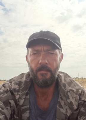 Сергей из Элисты 44 года