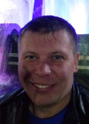 Иван, 36, Россия, Березники