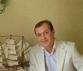 Илья, 56 лет, Київ
