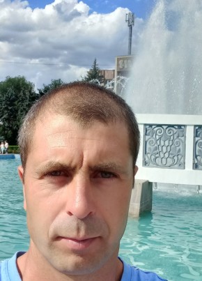 Feghea, 36, Romania, Iași