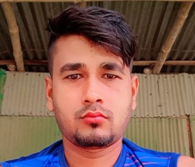 MD SHAMIM, 20, Par Naogaon