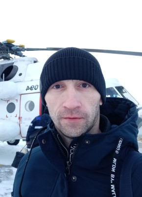 Радик из Мегиона 42 года
