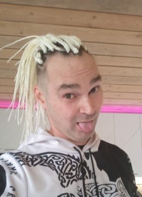 Иван из Ижевска 37 лет