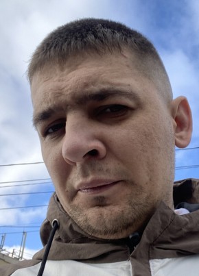 Максим из Ульяновска 34 года