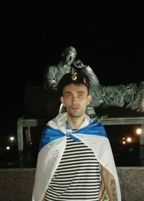 Игорь из Ефремова 43 года