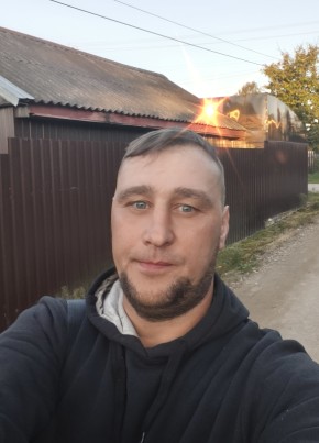 Дима из Починока 42 года