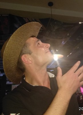 Artem, 38, Russia, Moscow