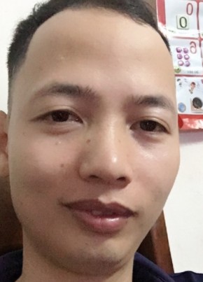 Mạnh Hùng, 37, Công Hòa Xã Hội Chủ Nghĩa Việt Nam, Hà Nội