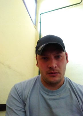 Виктор, 36, Россия, Волхов