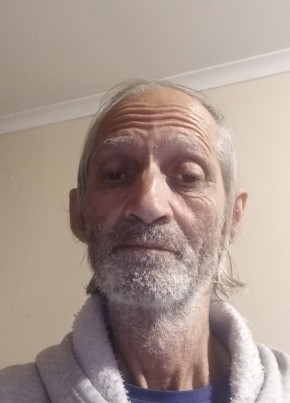 Hermanus Deon из Windhoek 61 год