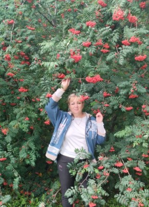 Anzhela, 54, Russia, Yekaterinburg
