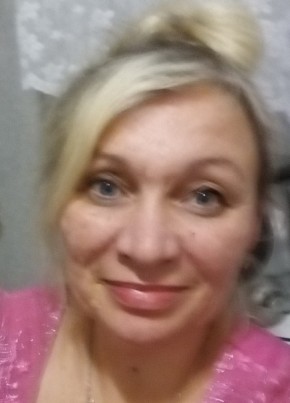Ирина, 53, Россия, Устюжна