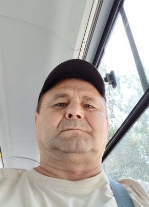 Viktor, 62, Russia, Bryansk