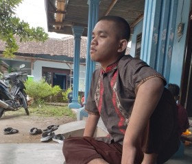 Fajar Romadlon, 20 лет, Kota Semarang