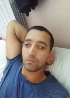 Жалил из Соснового Бора 44 года