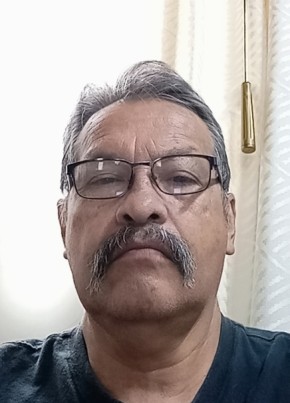 Roberto из Puyo 66 лет