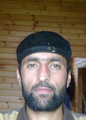 Вольная борьба яздани. Хасан найти. Хасан яздани. Хасан халмурзаев дзюдоист. Хасан магометович халмурзаев.