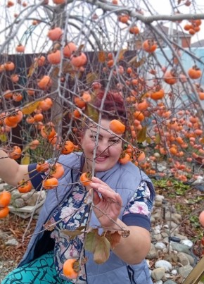 Мира из Новосибирска 53 года