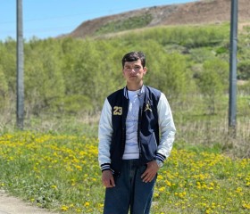 Parviz, 21, Yuzhno-Sakhalinsk