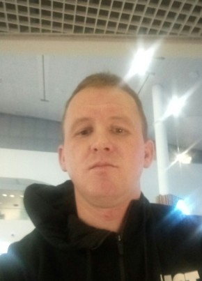 Safonov, 32, Russia, Samara