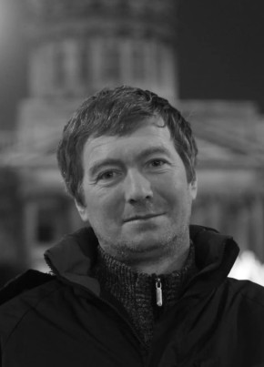 Максим из Соснового Бора 46 лет