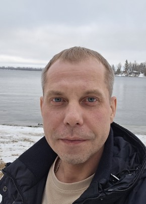 Aleksandr, 41, Russia, Novokuybyshevsk