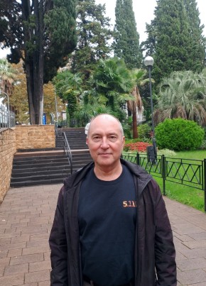 Владимир из Саратова 55 лет